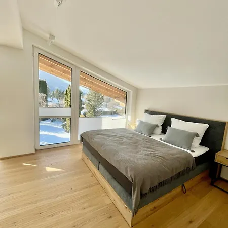 Modern Loft For 6 With Mountain Views In *