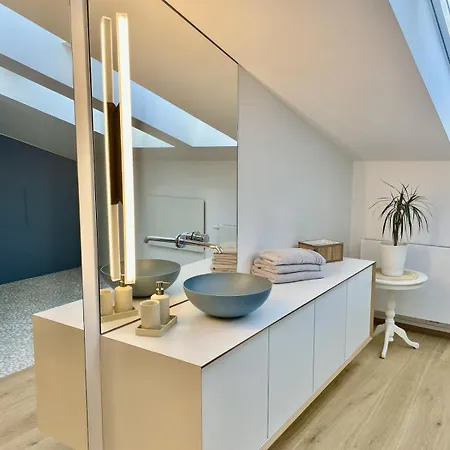 Modern Loft For 6 With Mountain Views In * バート・イシュル